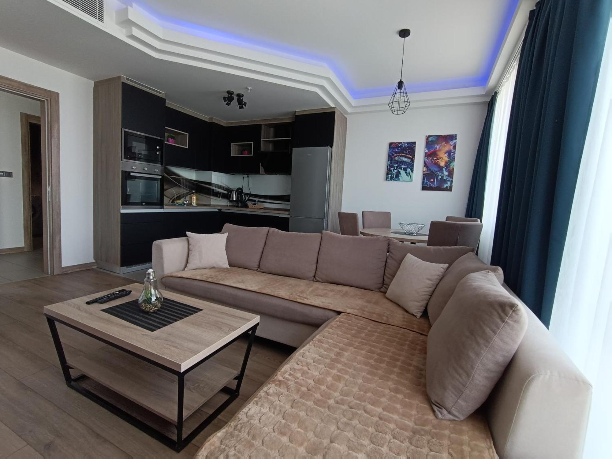 Apartman 18th & 16h Floor Secure Luxury With Pool & Fitness Included In Price