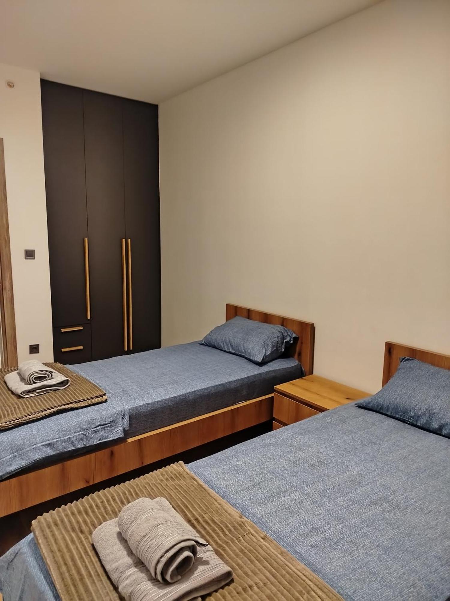 Apartman 18th & 16h Floor Secure Luxury With Pool & Fitness Included In Price *