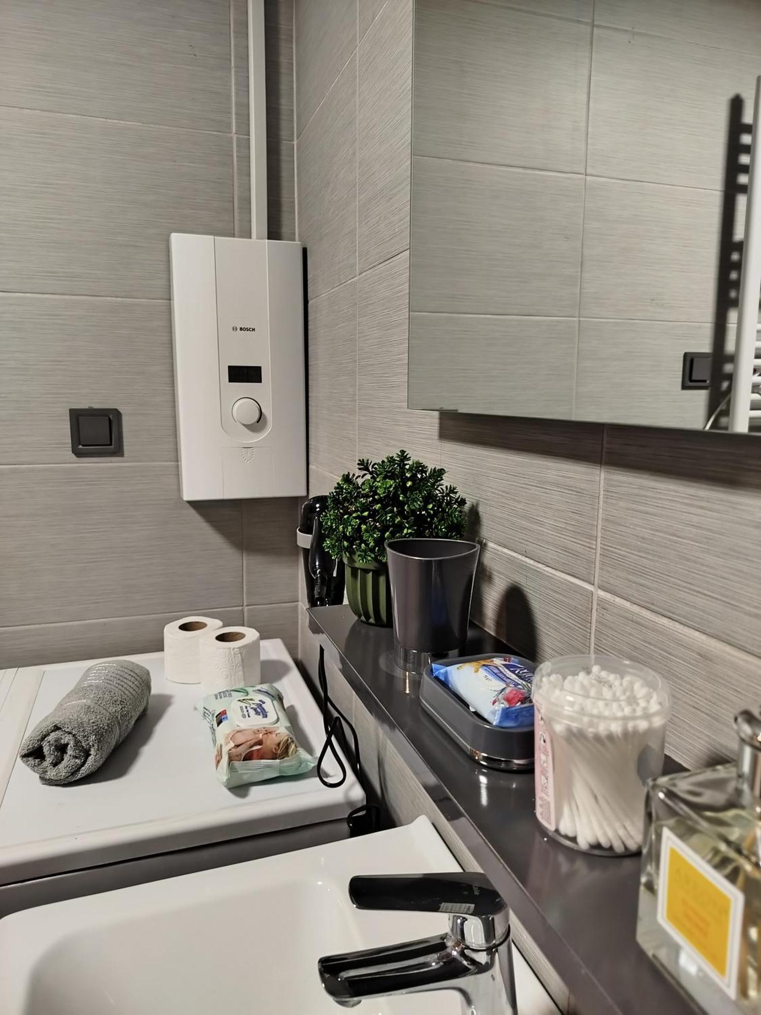 18th & 16h Floor Secure Luxury With Pool & Fitness Included In Price Apartman Szkopje