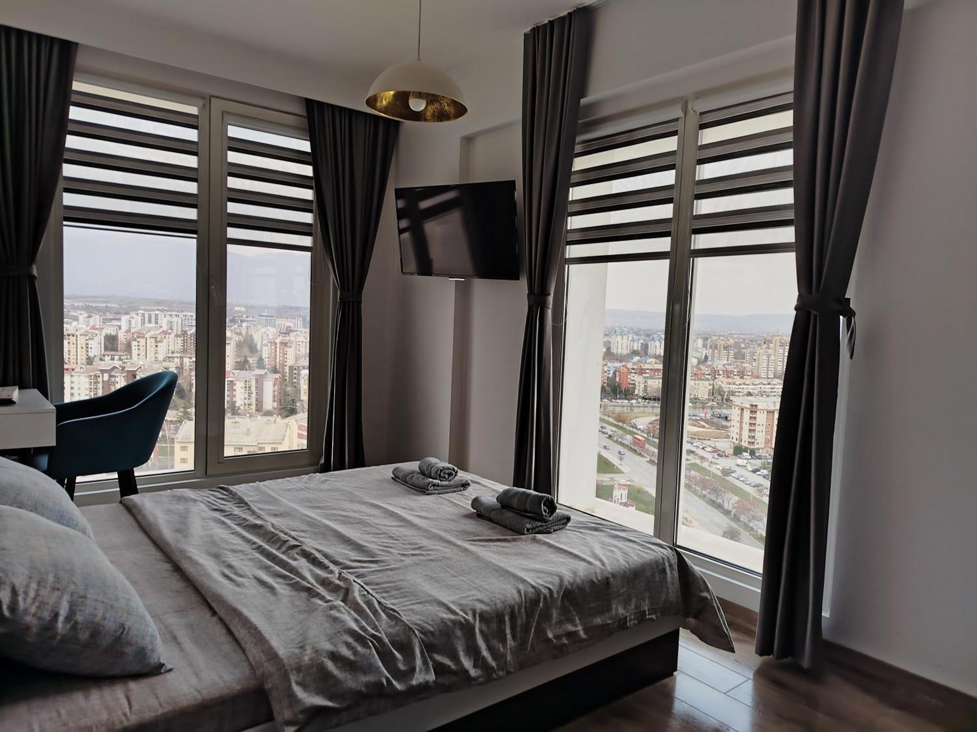 Apartman 18th & 16h Floor Secure Luxury With Pool & Fitness Included In Price