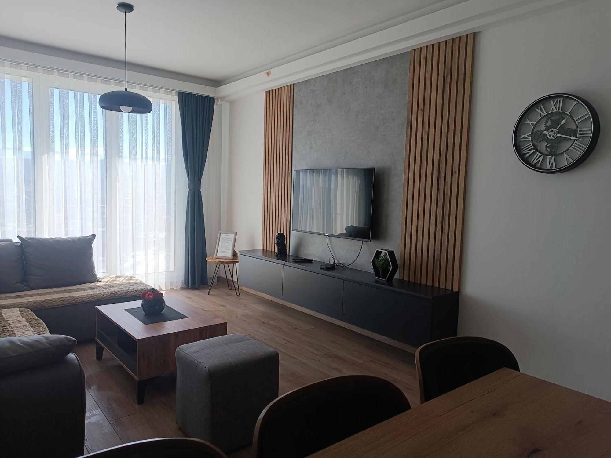 18th & 16h Floor Secure Luxury With Pool & Fitness Included In Price Apartman *